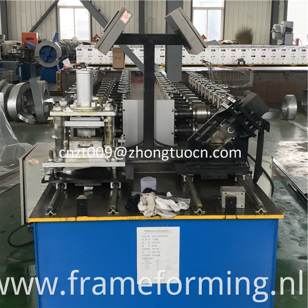 steel shutter door roll forming machine 13